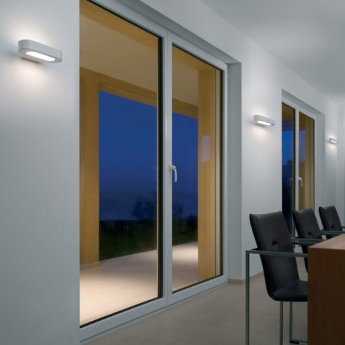 Настенный светильник Artemide Talo 0615010A Настенный светильник Artemide Talo 0615010A