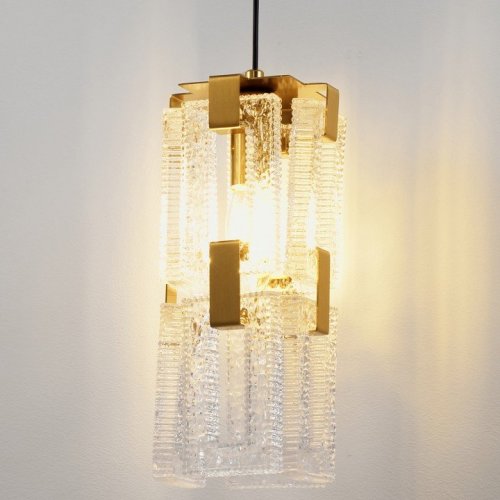 Бра Moderli Lilly V11078-1W Бра Moderli Lilly V11078-1W