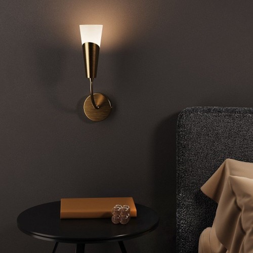 Бра Eurosvet Rhyton 60167/1 латунь Бра Eurosvet Rhyton 60167/1 латунь