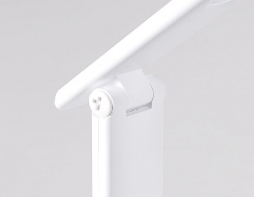 Настольная лампа Ambrella light Desk DE530