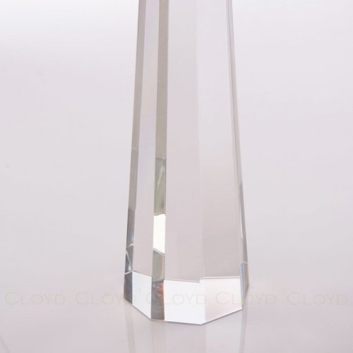 Интерьерная настольная лампа Cloyd Comintern 30068