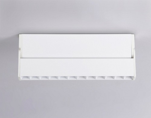 Настенно-потолочный светильник Ambrella light Techno Spot TA1825