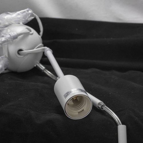 Потолочная люстра Lussole Lgo Kenner LSP-8269 Потолочная люстра Lussole Lgo Kenner LSP-8269