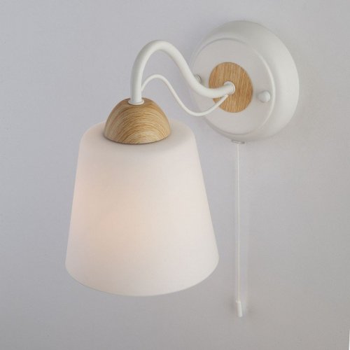 Бра Eurosvet Betty 70062/1 белый Бра Eurosvet Betty 70062/1 белый