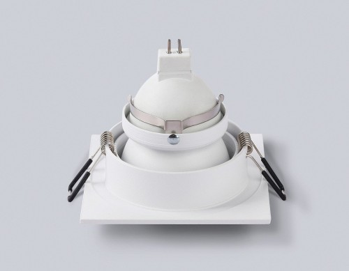 Точечный светильник Ambrella light Techno Spot TN102826