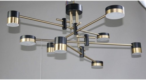 Потолочная люстра Zortes Lunar ZRS.1805.08