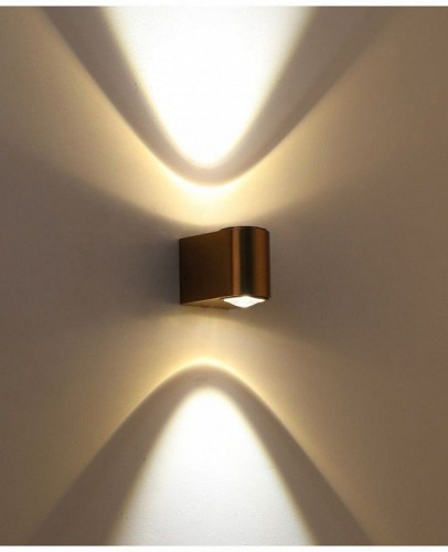 Настенный светильник Zortes Scoup ZRS.1823.02