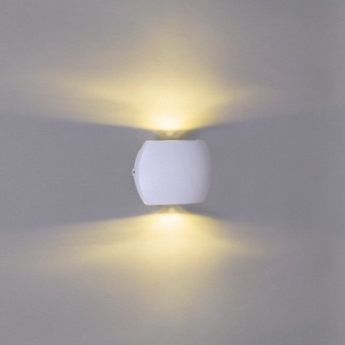 Уличный настенный светильник Reluce 86008-9.2-002TLB LED2*3W WT Уличный настенный светильник Reluce 86008-9.2-002TLB LED2*3W WT