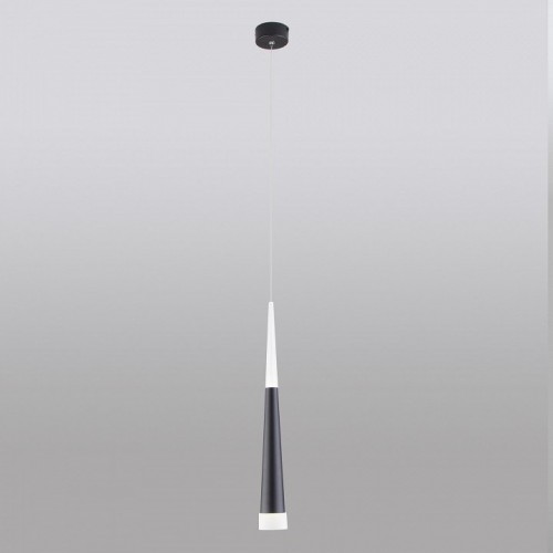 Подвесной светодиодный светильник Elektrostandard DLR038 7+1W 4200K черный матовый 4690389138560 Подвесной светодиодный светильник Elektrostandard DLR038 7+1W 4200K черный матовый 4690389138560