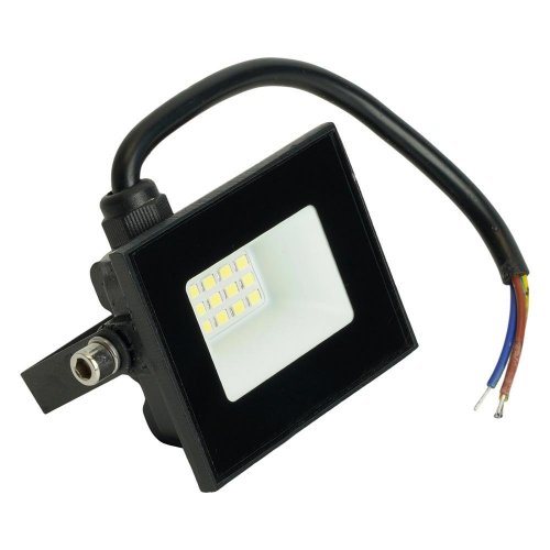 Светодиодный прожектор SAFFIT SFL51-10 IP65 10W 6500K черный 51191 Светодиодный прожектор SAFFIT SFL51-10 IP65 10W 6500K черный 51191
