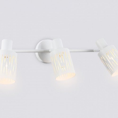 Настенно-потолочный спот Ambrella light TRADITIONAL TR8665 Настенно-потолочный спот Ambrella light TRADITIONAL TR8665