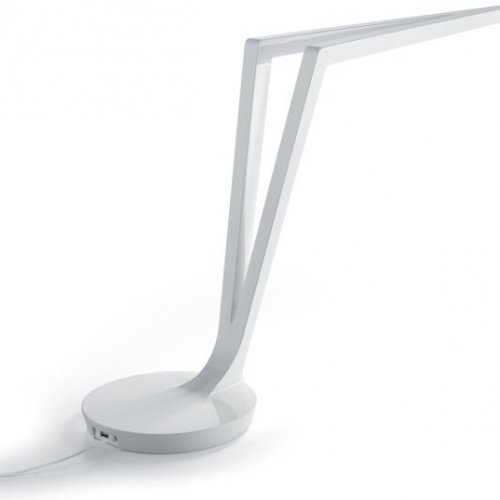 Интерьерная настольная лампа Leucos FLECHA 0004060 Интерьерная настольная лампа Leucos FLECHA 0004060