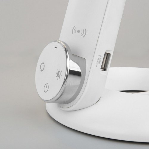 Офисная настольная лампа Eurosvet Action 80428/1 белый