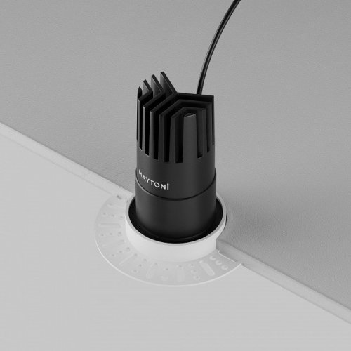 Точечный светильник Maytoni Dip DL120-10W-2.7K-TRS-B