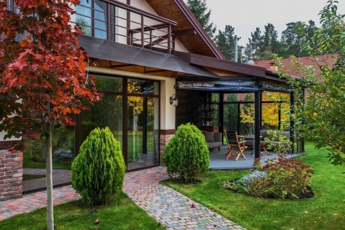 Настенный светильник Maytoni Outdoor O413WL-01BZ Настенный светильник Maytoni Outdoor O413WL-01BZ