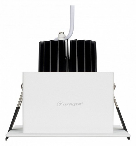 Встраиваемый светильник Arlight Cl-kardan CL-KARDAN-S102x102-9W Warm (WH, 38 deg) Встраиваемый светильник Arlight Cl-kardan CL-KARDAN-S102x102-9W Warm (WH, 38 deg)