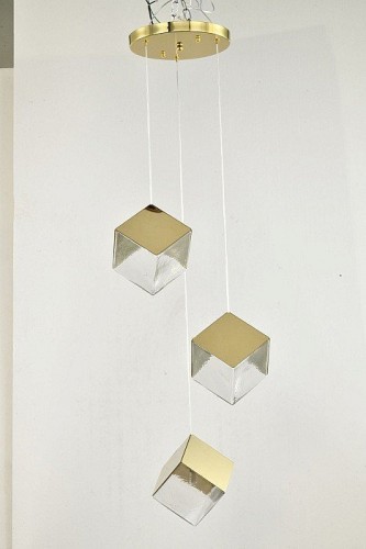 Подвесной светильник Zortes Ice Cube ZRS.1005.03