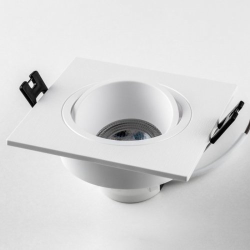 Точечный светильник Singo 012616