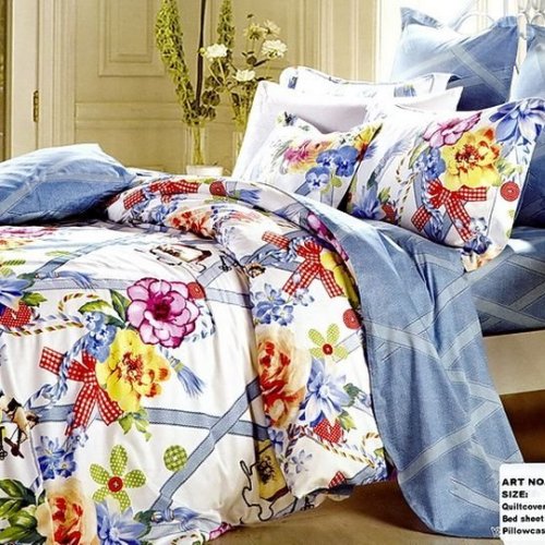 Двуспальное постельное белье сатин 50*70 (цветы и голубые ленты)