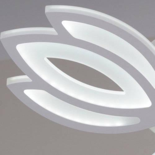 Потолочная люстра  08429-0.3-03 WH