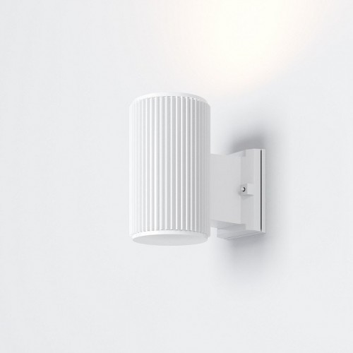 Настенный светильник Maytoni Outdoor O419WL-01W