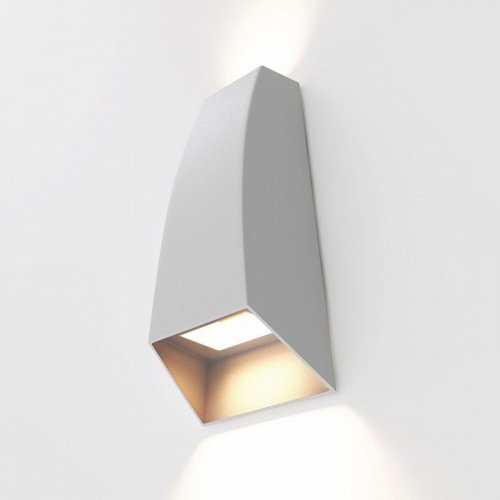 Уличный настенный светодиодный cветильник Elektrostandard Forw 1016 TECHNO светло-серый a065806 Уличный настенный светодиодный cветильник Elektrostandard Forw 1016 TECHNO светло-серый a065806