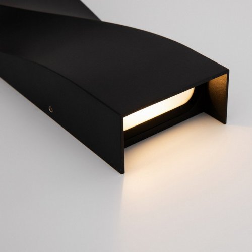 Настенный светильник уличный Maytoni Twist O040WL-L11B3K