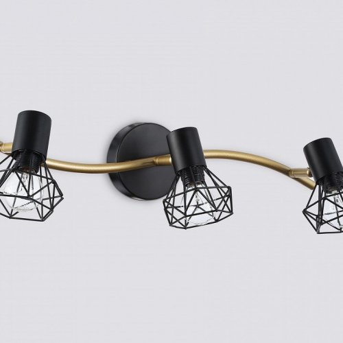 Настенно-потолочный спот Ambrella light TRADITIONAL TR8657 Настенно-потолочный спот Ambrella light TRADITIONAL TR8657