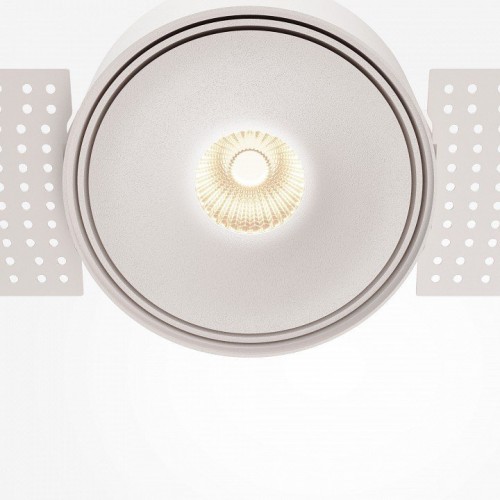 Точечный светильник Maytoni Move DL060-9W3-4-6K-TRS-W