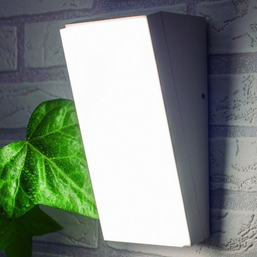 Уличный настеннный светодиодный светильник Mantra Solden 7073