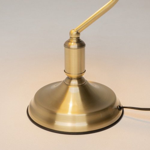 Настольная лампа Maytoni Kiwi Z153-TL-01-BS Настольная лампа Maytoni Kiwi Z153-TL-01-BS