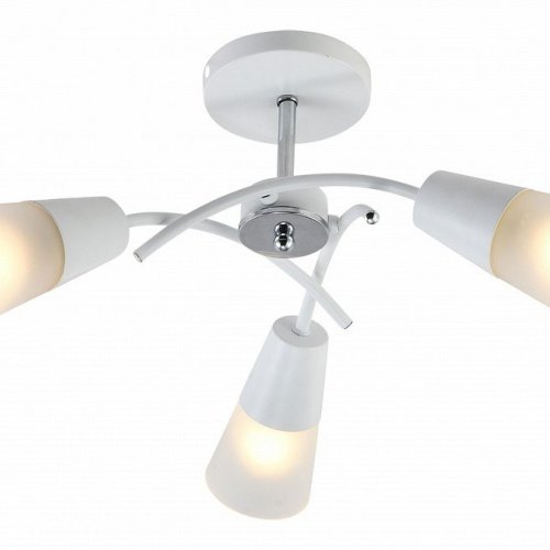 Люстра на штанге Escada Calla 1109/3P White