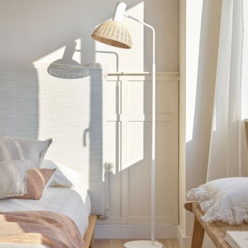 Торшер Damila AA8780FN01