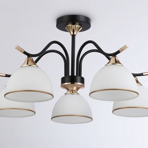 Потолочная люстра Ambrella light Traditional TR3162