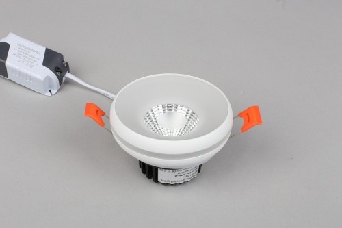 Точечный светильник Omnilux Genova OML-102809-06