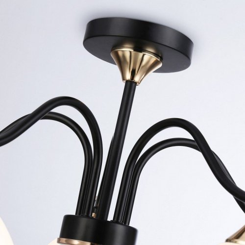 Потолочная люстра Ambrella light Traditional TR3162