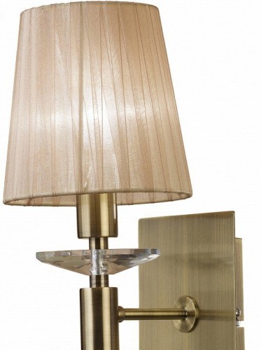 Бра Mantra Tiffany Antique Brass 3884 Бра Mantra Tiffany Antique Brass 3884