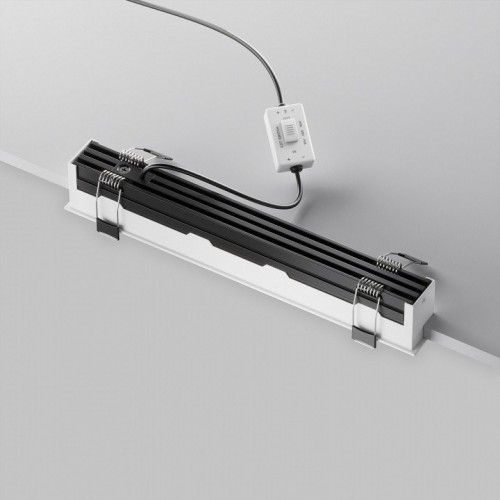 Точечный светильник Maytoni Basis DL066-20W3-6K-W