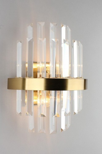 Настенный светильник Omnilux Saviano OML-69011-02