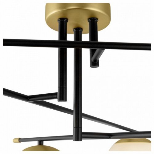 Потолочная люстра Maytoni Nostalgia MOD048CL-06G