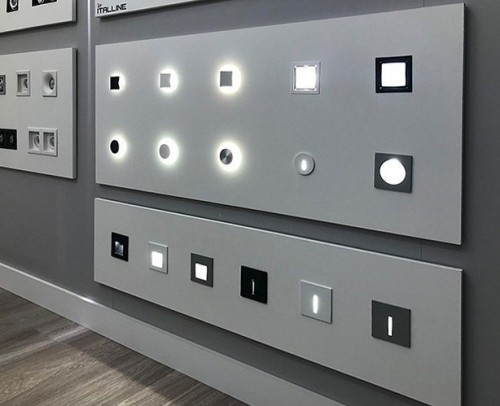 Встраиваемый светодиодный светильник Italline DL 3019 white