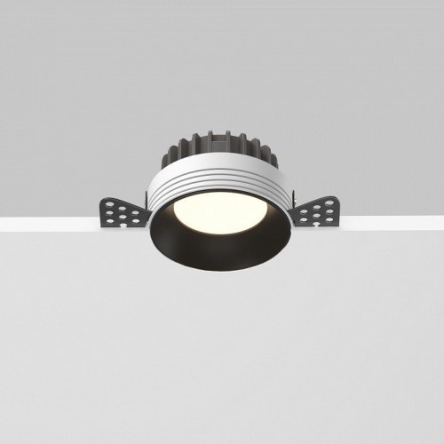 Встраиваемый светильник Maytoni Technical Okno DL055-8W3-4-6K-TRS-B Встраиваемый светильник Maytoni Technical Okno DL055-8W3-4-6K-TRS-B