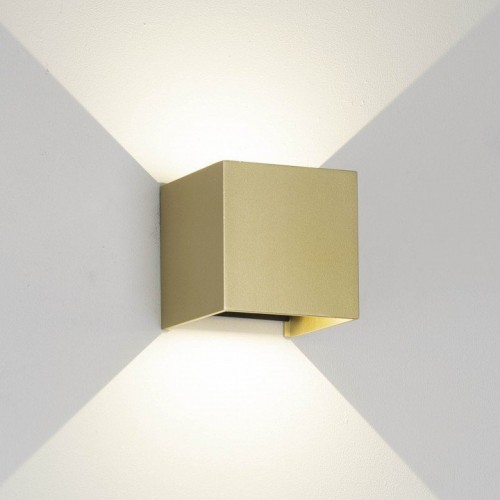 Настенный уличный светильник Mantra DAVOS 9226