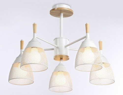 Потолочная люстра Ambrella light TRADITIONAL TR8012 Потолочная люстра Ambrella light TRADITIONAL TR8012