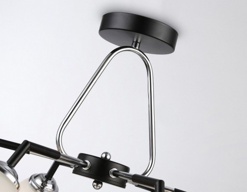 Потолочная люстра Ambrella light TRADITIONAL TR303294