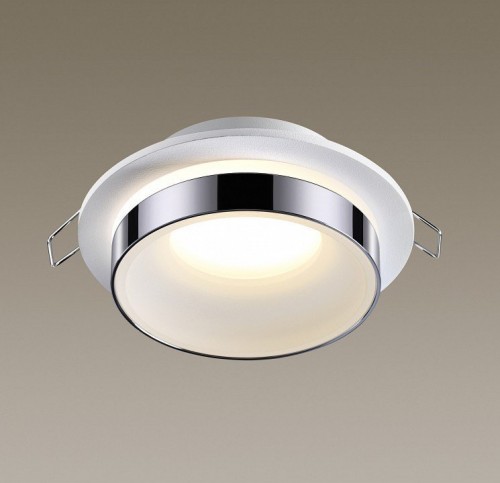 Встраиваемый светильник Novotech SPOT NT21 000 WATER 370782