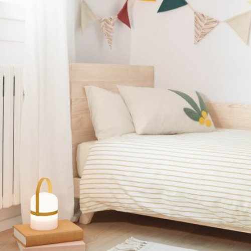 Интерьерная настольная лампа Ridley AA7758S29