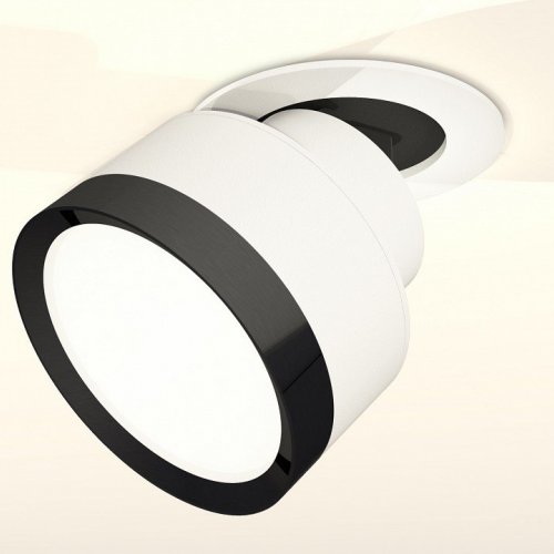 Точечный светильник Ambrella light Techno Spot XM8101501