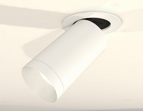 Точечный светильник Ambrella light Techno Spot XM6322200