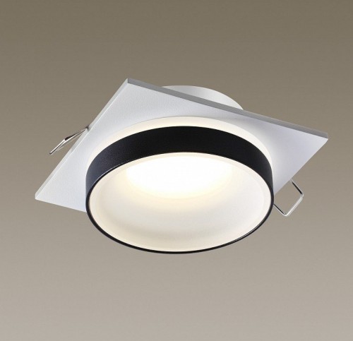 Встраиваемый светильник Novotech SPOT NT21 000 WATER 370788